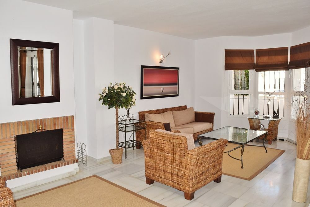 Apartamentos Y Casas Serinamar Marbella El Ángel Εξωτερικό φωτογραφία