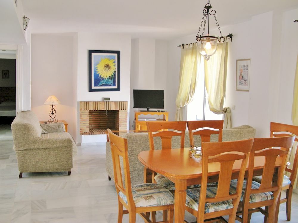 Apartamentos Y Casas Serinamar Marbella El Ángel Εξωτερικό φωτογραφία