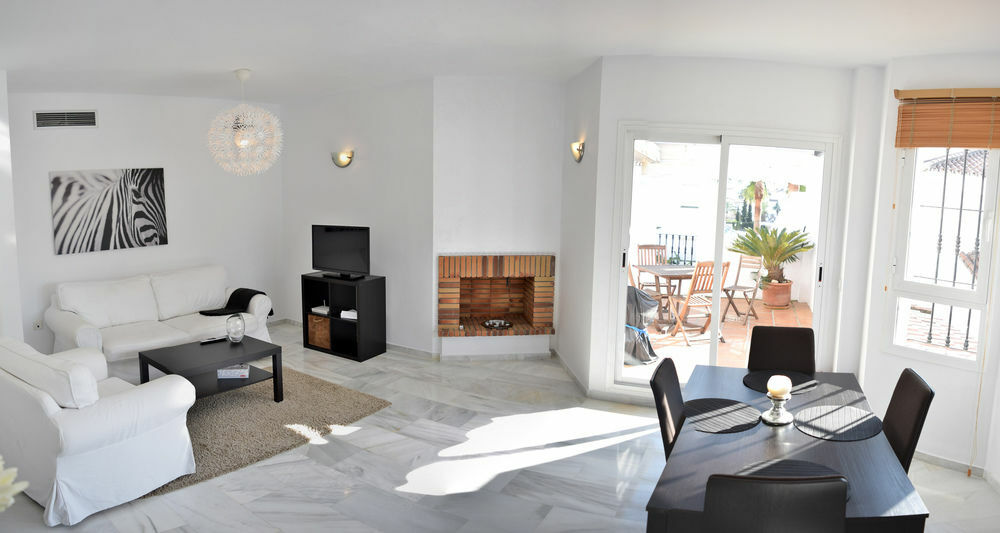 Apartamentos Y Casas Serinamar Marbella El Ángel Εξωτερικό φωτογραφία