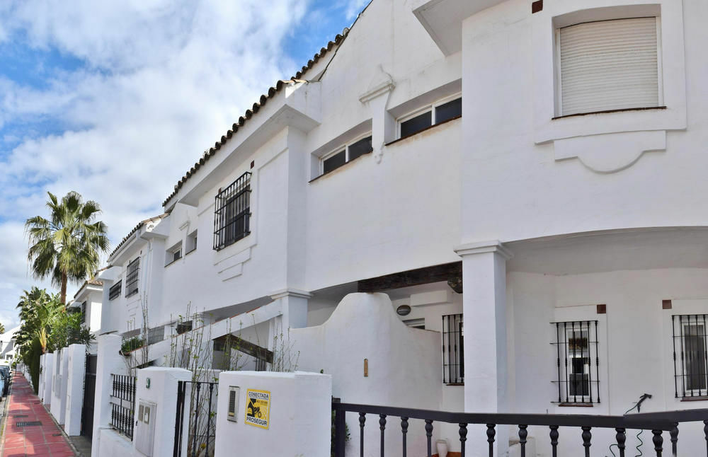 Apartamentos Y Casas Serinamar Marbella El Ángel Εξωτερικό φωτογραφία
