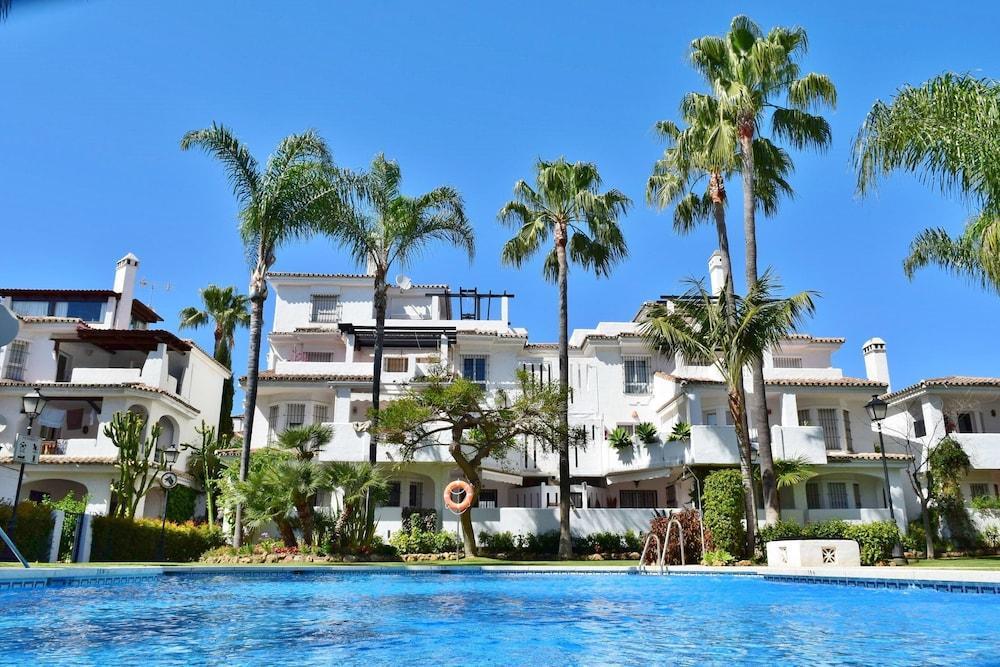 Apartamentos Y Casas Serinamar Marbella El Ángel Εξωτερικό φωτογραφία